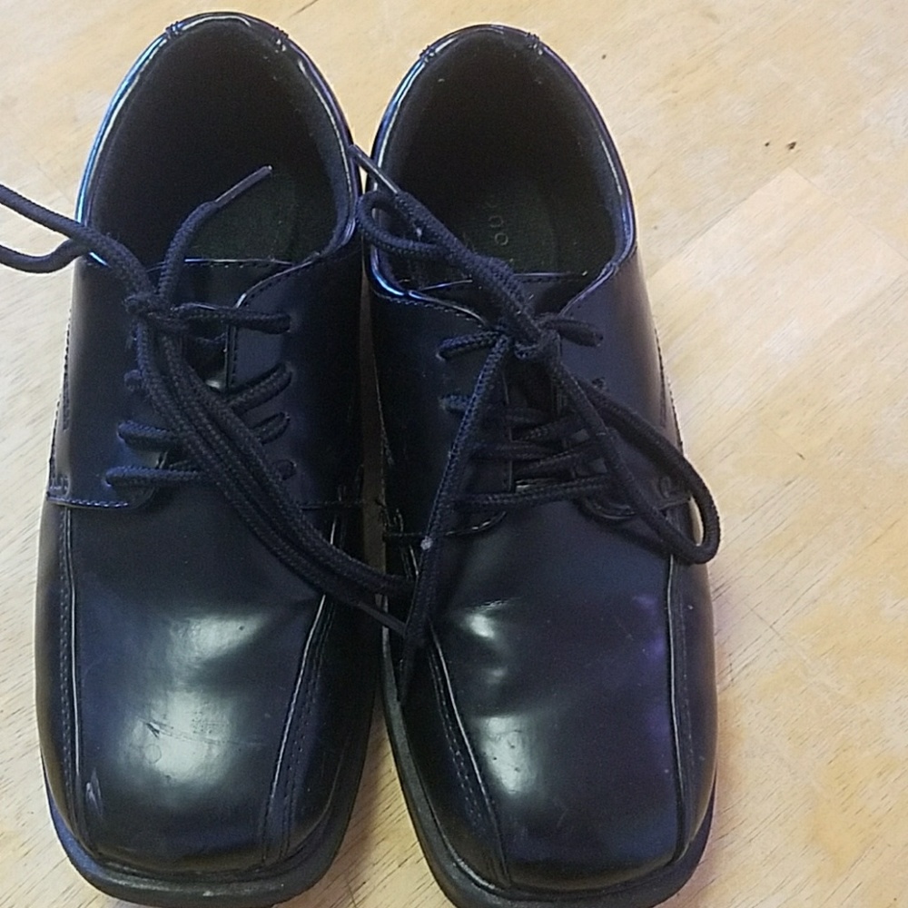Boys dress shoes